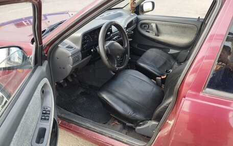 Daewoo Nexia I рестайлинг, 2004 год, 120 000 рублей, 11 фотография