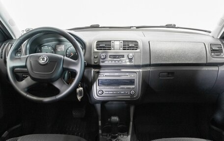 Skoda Fabia II, 2010 год, 654 000 рублей, 6 фотография