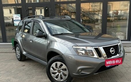 Nissan Terrano III, 2016 год, 1 199 000 рублей, 2 фотография
