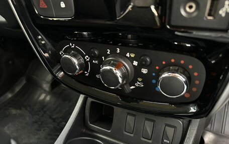 Nissan Terrano III, 2016 год, 1 199 000 рублей, 18 фотография