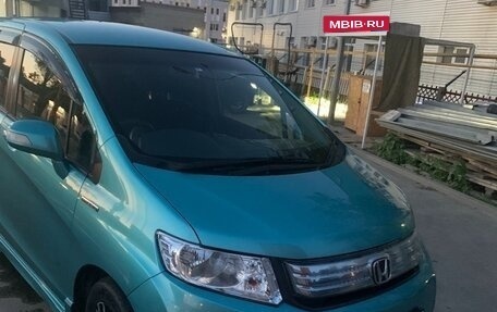 Honda Freed I, 2013 год, 1 300 000 рублей, 1 фотография