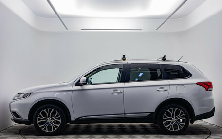 Mitsubishi Outlander III рестайлинг 3, 2015 год, 1 400 000 рублей, 8 фотография