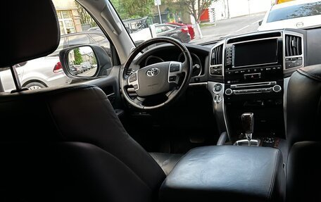 Toyota Land Cruiser 200, 2015 год, 4 500 000 рублей, 10 фотография