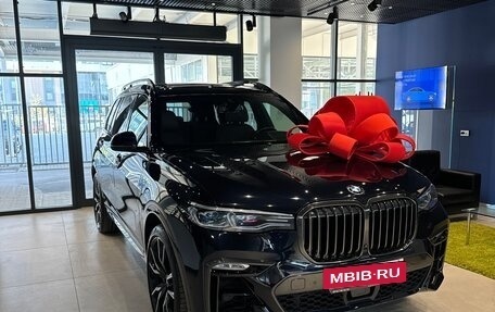 BMW X7, 2021 год, 14 220 000 рублей, 20 фотография