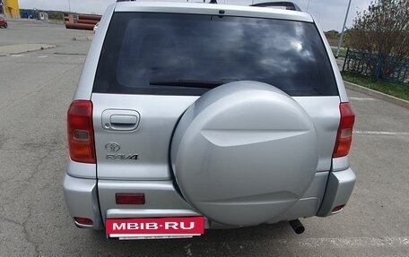 Toyota RAV4, 2002 год, 750 000 рублей, 3 фотография