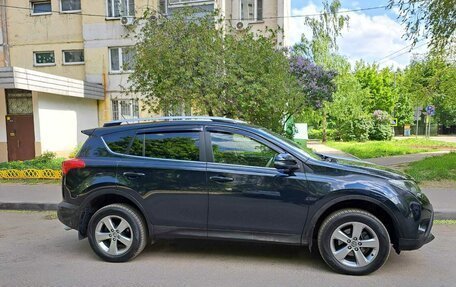 Toyota RAV4, 2015 год, 1 840 000 рублей, 3 фотография