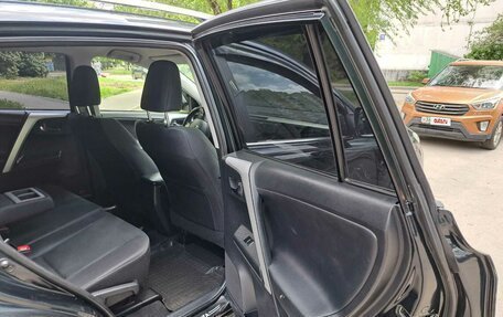 Toyota RAV4, 2015 год, 1 840 000 рублей, 21 фотография