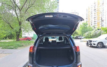 Toyota RAV4, 2015 год, 1 840 000 рублей, 10 фотография