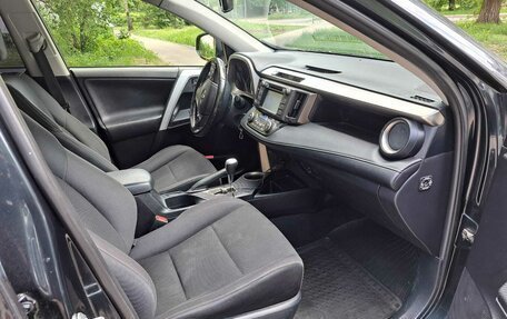 Toyota RAV4, 2015 год, 1 840 000 рублей, 25 фотография