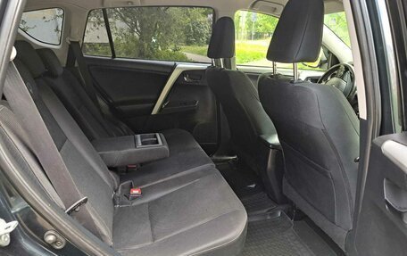 Toyota RAV4, 2015 год, 1 840 000 рублей, 27 фотография