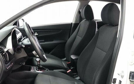 KIA Rio IV, 2021 год, 1 549 000 рублей, 8 фотография