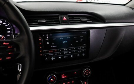 KIA Rio IV, 2021 год, 1 549 000 рублей, 10 фотография