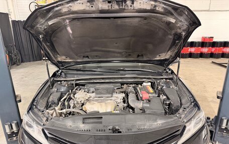 Toyota Camry, 2018 год, 2 250 000 рублей, 12 фотография