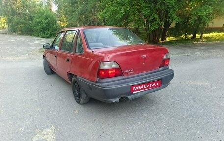 Daewoo Nexia I рестайлинг, 1998 год, 115 000 рублей, 5 фотография