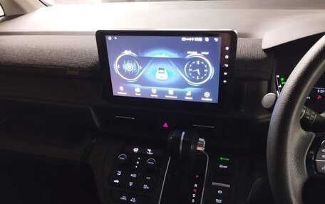 Honda Stepwgn, 2022 год, 3 550 000 рублей, 10 фотография