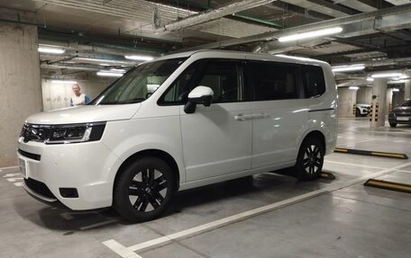 Honda Stepwgn, 2022 год, 3 550 000 рублей, 8 фотография