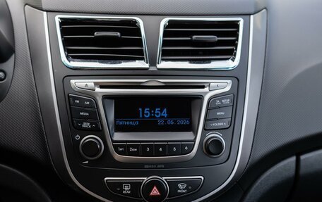 Hyundai Solaris II рестайлинг, 2015 год, 1 130 000 рублей, 13 фотография