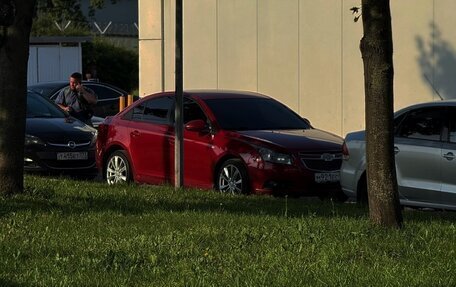 Chevrolet Cruze II, 2011 год, 800 000 рублей, 4 фотография