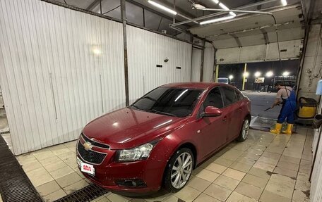 Chevrolet Cruze II, 2011 год, 800 000 рублей, 3 фотография