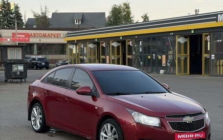 Chevrolet Cruze II, 2011 год, 800 000 рублей, 7 фотография