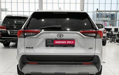 Toyota RAV4, 2019 год, 2 850 000 рублей, 7 фотография