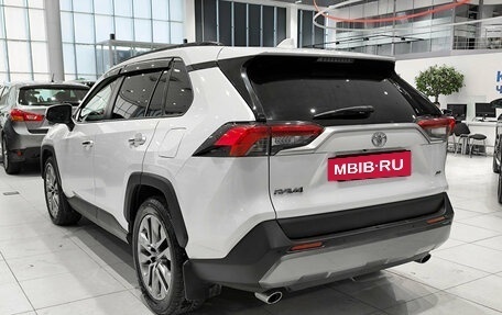 Toyota RAV4, 2019 год, 2 850 000 рублей, 8 фотография