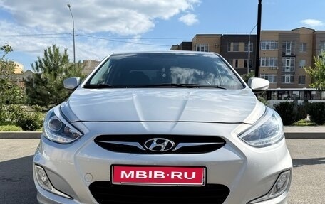Hyundai Solaris II рестайлинг, 2013 год, 1 150 000 рублей, 1 фотография