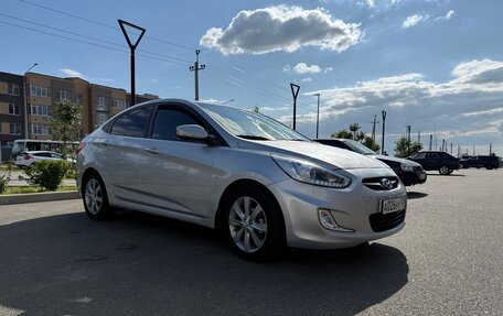 Hyundai Solaris II рестайлинг, 2013 год, 1 150 000 рублей, 3 фотография