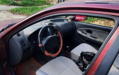 Mitsubishi Carisma I, 1997 год, 95 000 рублей, 3 фотография