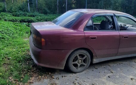 Mitsubishi Carisma I, 1997 год, 95 000 рублей, 4 фотография