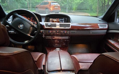 BMW 7 серия, 2006 год, 980 000 рублей, 10 фотография