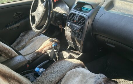 Mitsubishi Carisma I, 2003 год, 300 000 рублей, 6 фотография