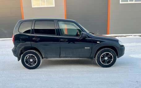 Chevrolet Niva I рестайлинг, 2016 год, 700 000 рублей, 5 фотография