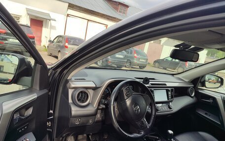 Toyota RAV4, 2016 год, 2 489 000 рублей, 17 фотография