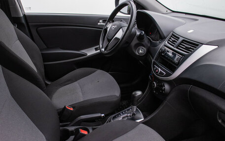 Hyundai Solaris II рестайлинг, 2013 год, 945 000 рублей, 9 фотография