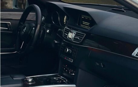 Mercedes-Benz E-Класс, 2014 год, 1 600 000 рублей, 4 фотография
