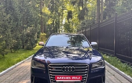 Audi S8, 2013 год, 2 750 000 рублей, 2 фотография