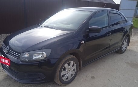 Volkswagen Polo VI (EU Market), 2014 год, 590 000 рублей, 3 фотография