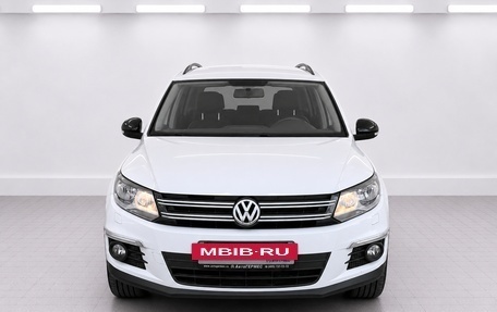 Volkswagen Tiguan I, 2016 год, 1 950 000 рублей, 2 фотография