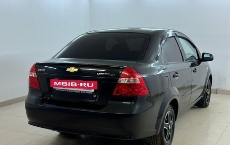 Chevrolet Aveo III, 2011 год, 535 000 рублей, 4 фотография