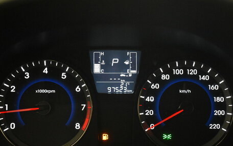 Hyundai Solaris II рестайлинг, 2015 год, 1 140 000 рублей, 6 фотография