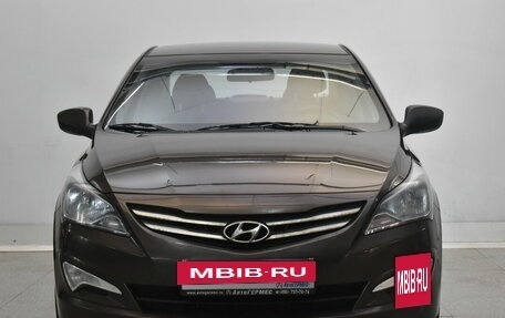 Hyundai Solaris II рестайлинг, 2015 год, 1 140 000 рублей, 2 фотография