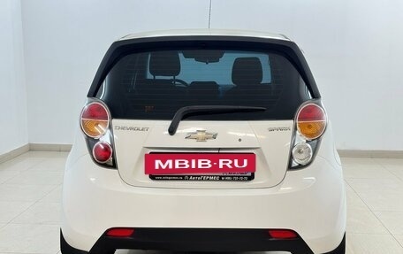 Chevrolet Spark III, 2011 год, 525 000 рублей, 3 фотография