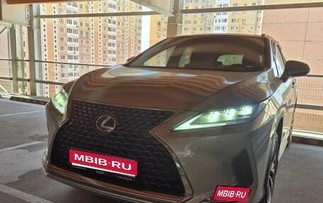 Lexus RX IV рестайлинг, 2020 год, 5 650 000 рублей, 1 фотография