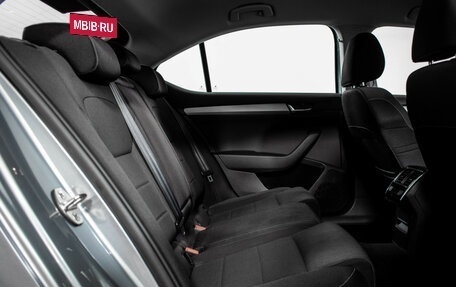 Skoda Superb III рестайлинг, 2018 год, 1 995 000 рублей, 9 фотография