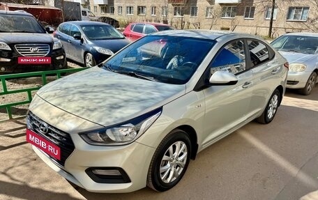 Hyundai Solaris II рестайлинг, 2018 год, 1 400 000 рублей, 2 фотография