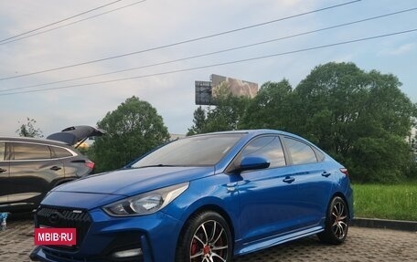 Hyundai Solaris II рестайлинг, 2017 год, 930 000 рублей, 3 фотография