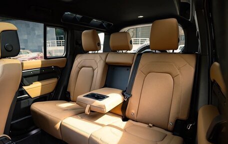 Land Rover Defender II, 2026 год, 13 500 000 рублей, 37 фотография