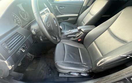 BMW 3 серия, 2009 год, 1 300 000 рублей, 31 фотография