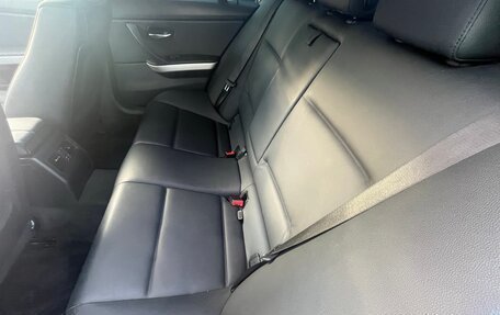 BMW 3 серия, 2009 год, 1 300 000 рублей, 23 фотография